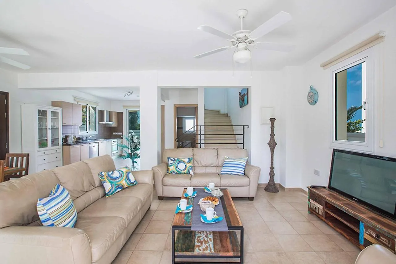 Villa Pepper بروتاراس