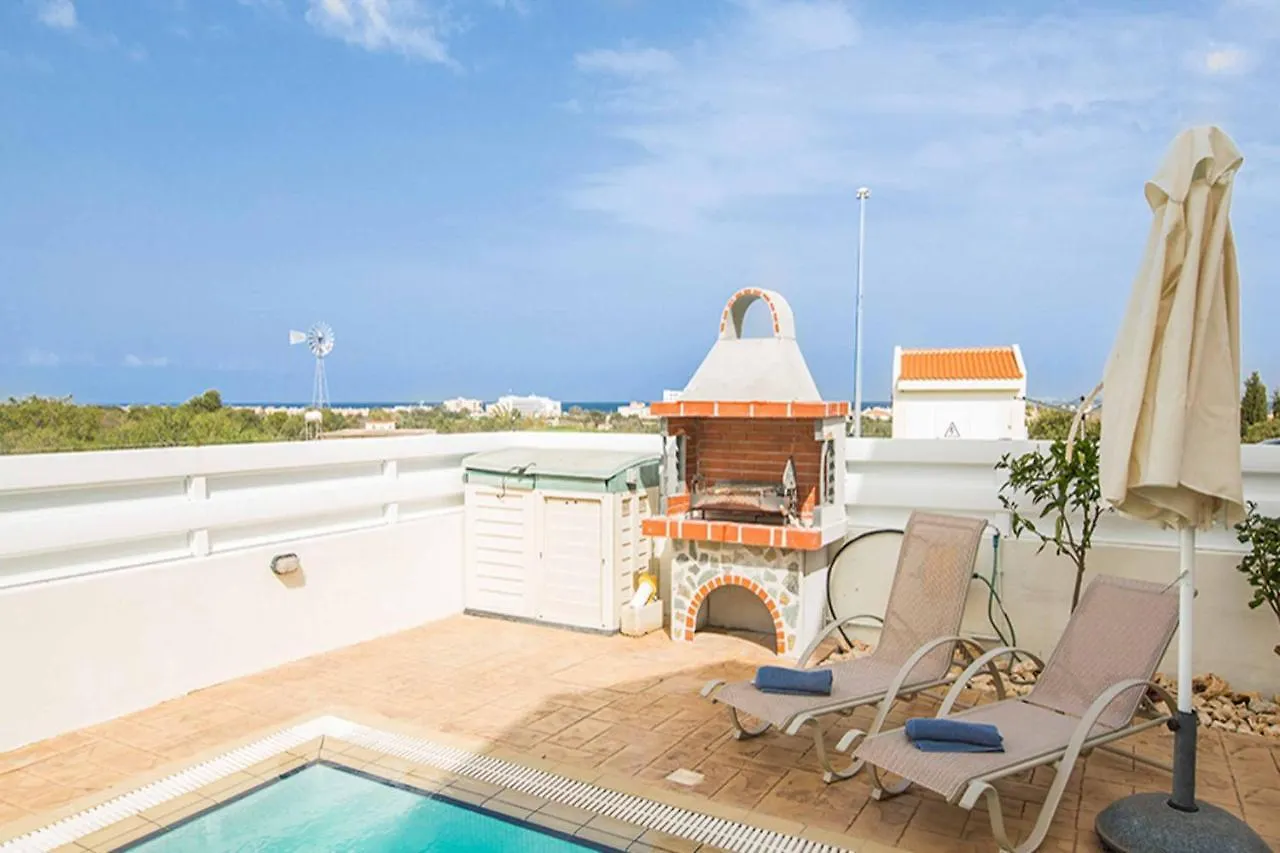 Villa Pepper بروتاراس
